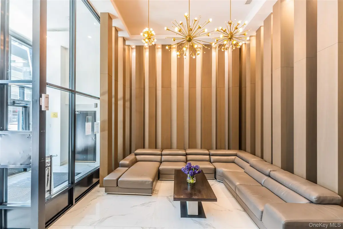 2717 42nd Road #7E, Long Island City, NY 11101 - Image #1