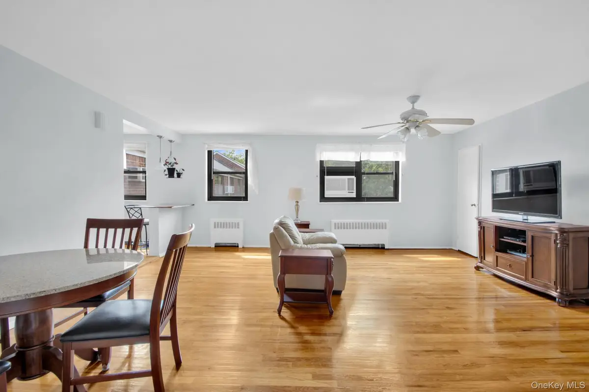 21-29 Utopia Parkway #Upstairs, Whitestone, NY 11357 - Image #1