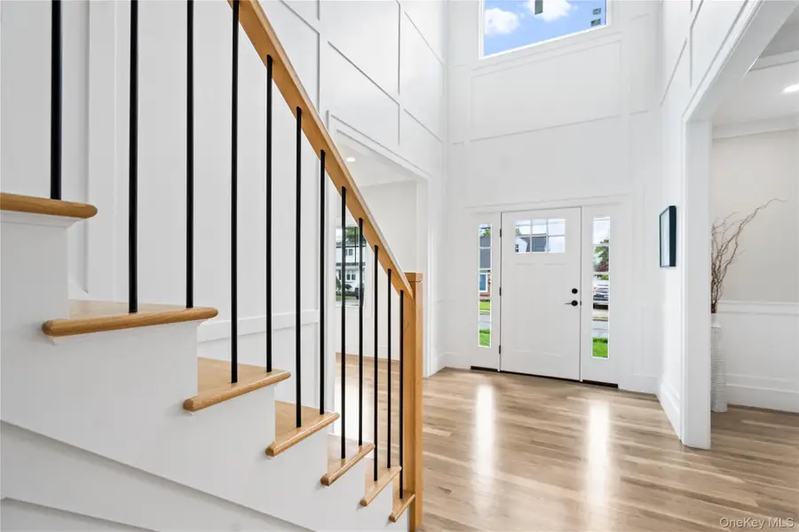 255 N Chestnut Street, Massapequa, NY 11758 - Image #3