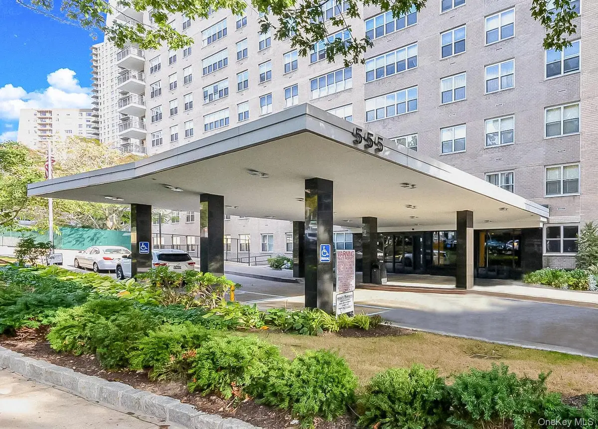 555 Kappock Street #19F, Bronx, NY 10463 - Image #1