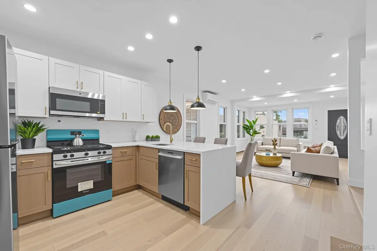 11455 131st Street, South Ozone Park, NY 11420 - Image #1