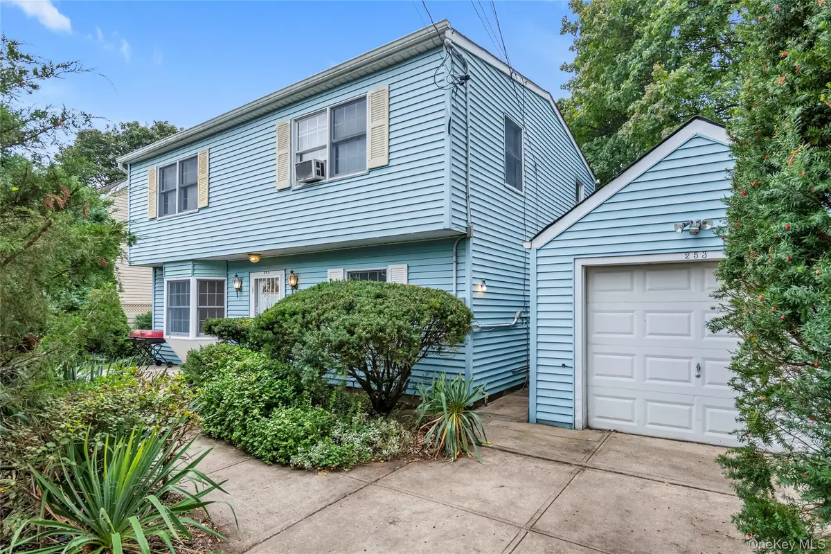 253 Raff Avenue, Carle Place, NY 11514 - Image #1