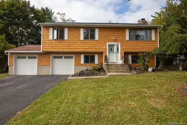 3 Continental Lane, Washingtonville, NY 10992