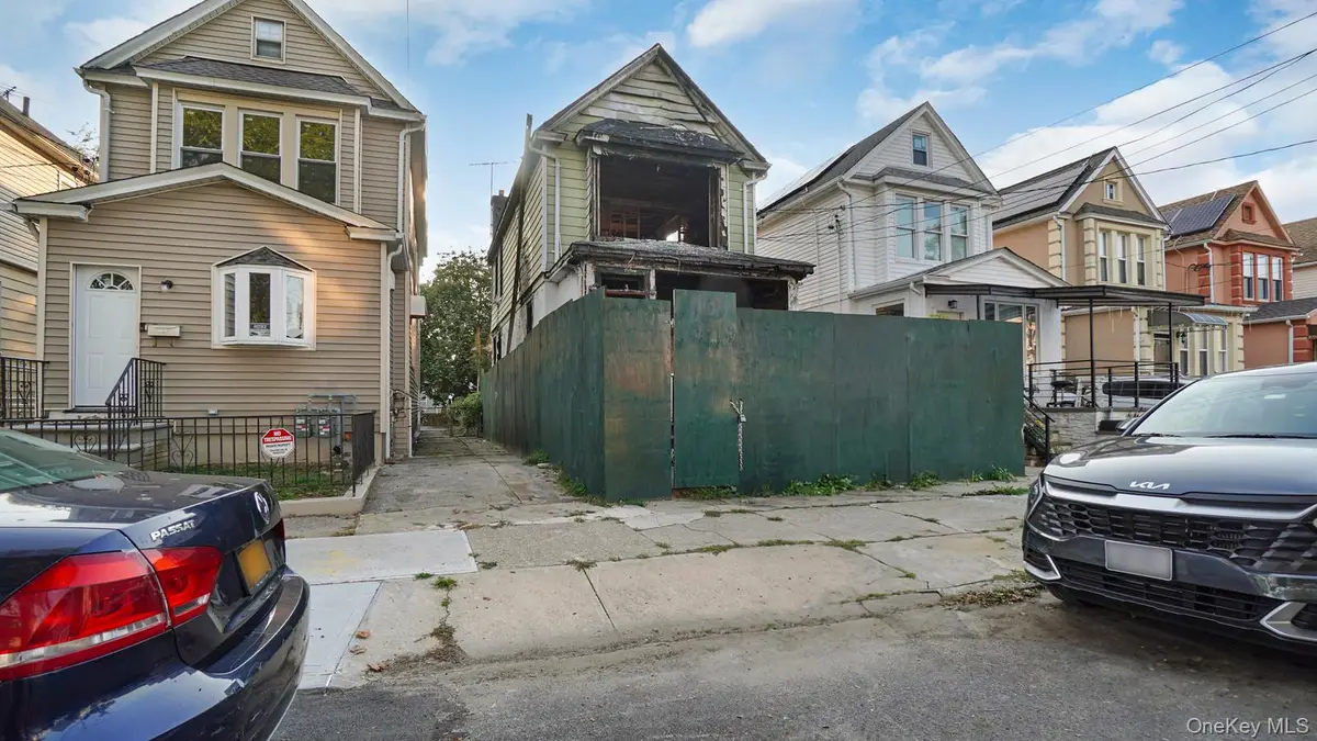 4519 Seton Avenue, Bronx, NY 10466 - Image #1