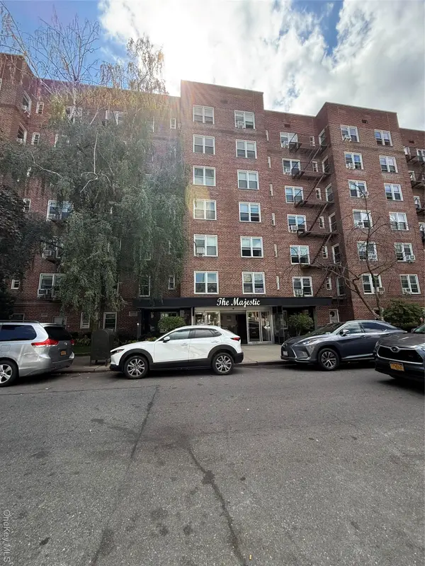 11020 71st Avenue #319, Forest Hills, NY 11375