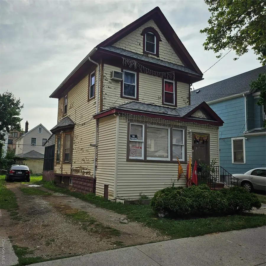 10326 118th Street, South Richmond Hill, NY 11419 - Image #2