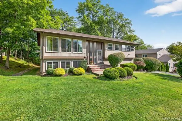 40 Gregg Court, Tappan, NY 10983 - Image #1