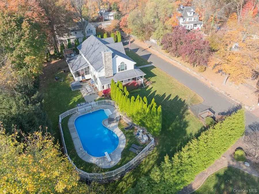 332 S Middletown Road, Pearl River, NY 10965 - Image #3