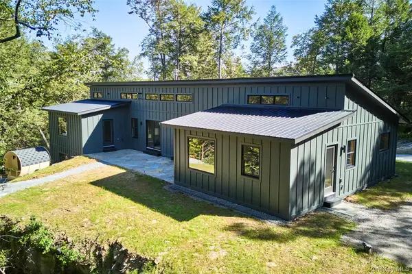 11 Land And Lakes Trail, Kenoza Lake, NY 12750