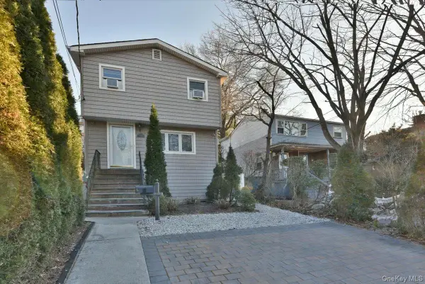 28 Charles Street, Port Washington, NY 11050