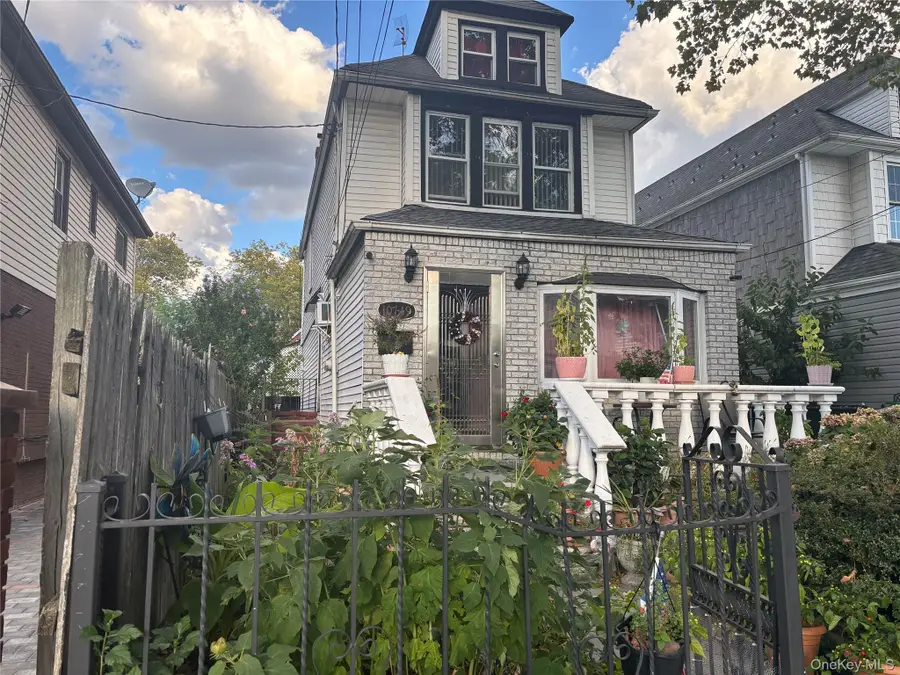 10749 131st Street, South Richmond Hill, NY 11419 - Image #2