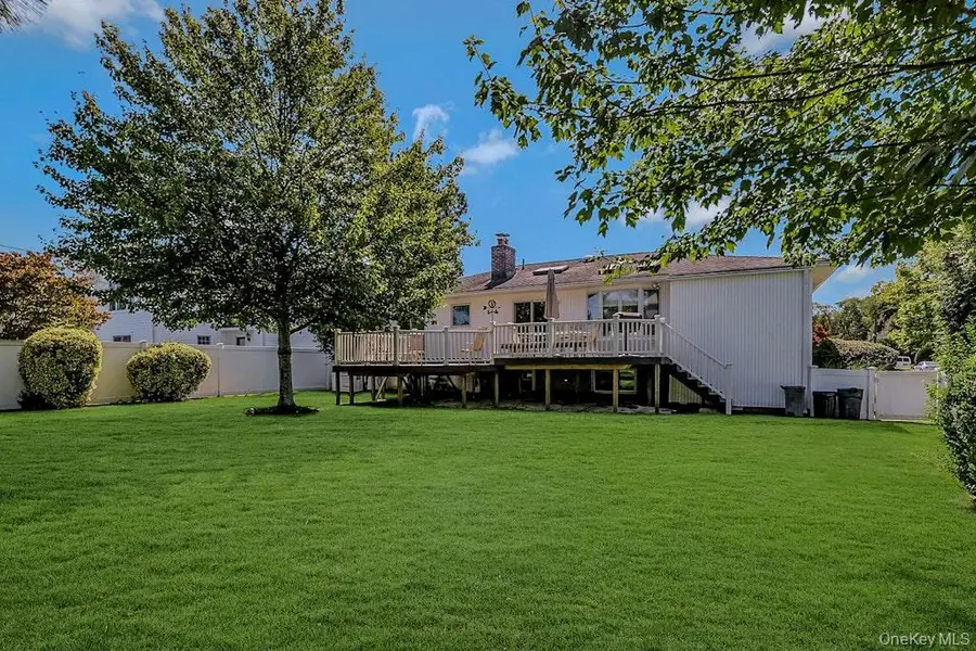 20 Steuben Drive, Jericho, NY 11753 - Image #3