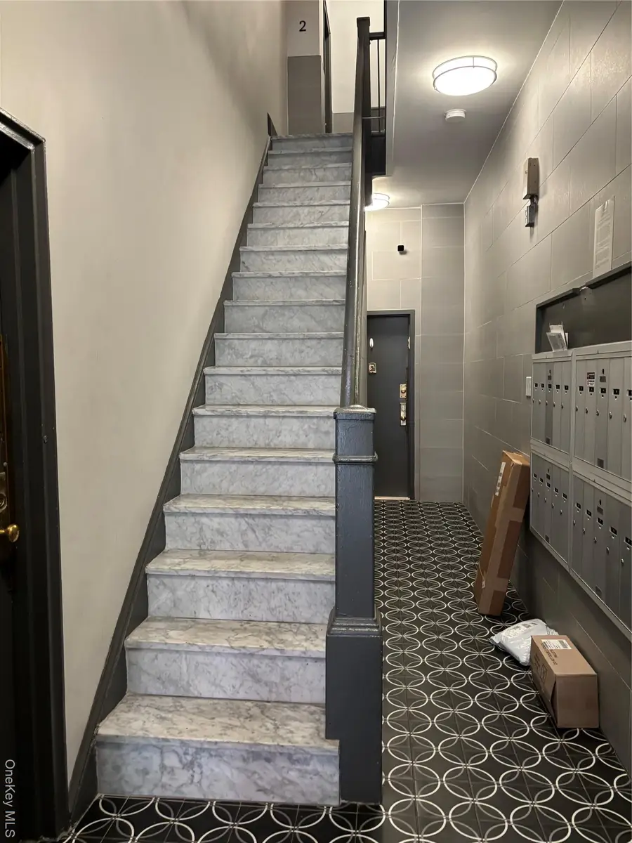 430 E 85 St #6B, Manhattan, NY 10028 - Image #2