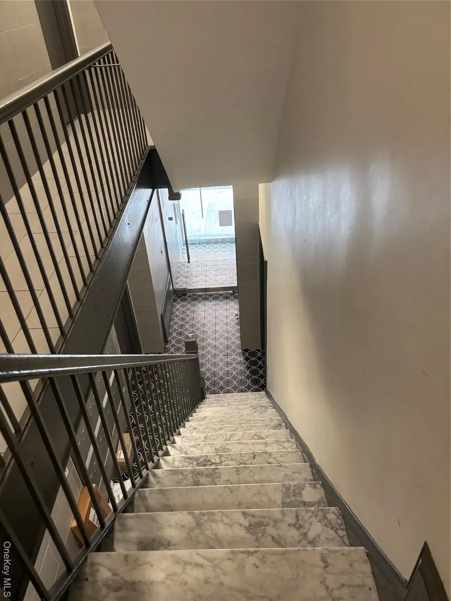 430 E 85 St #6B, Manhattan, NY 10028 - Image #3