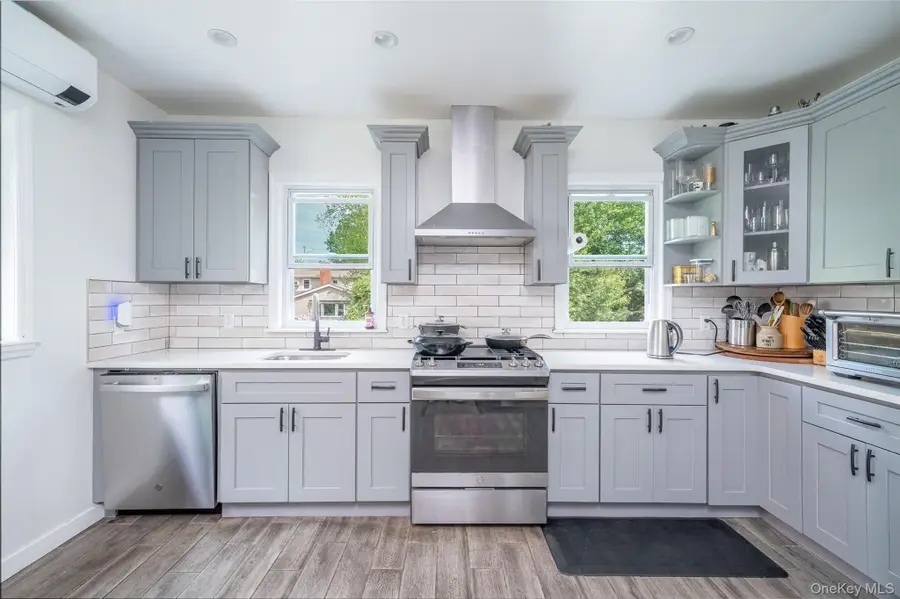 117 E Cedar Street, Mount Vernon, NY 10552 - Image #2