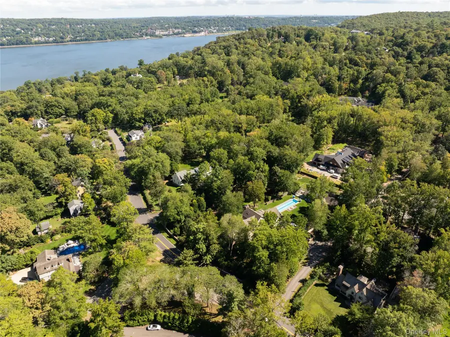 141 Washington Spring Road, Palisades, NY 10964 - Image #2