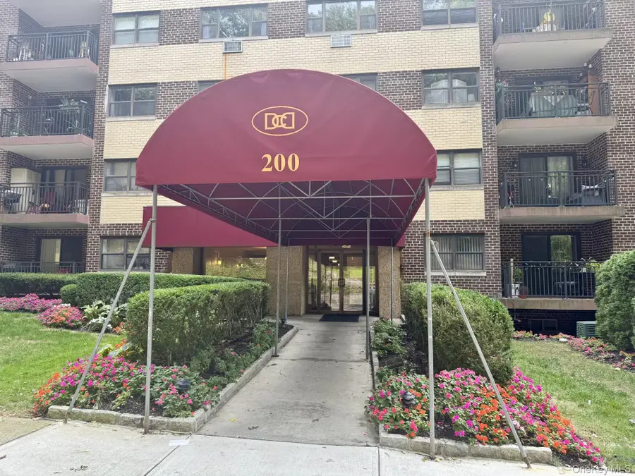 200 Diplomat Drive #5P, Mount Kisco, NY 10549 - Image #2