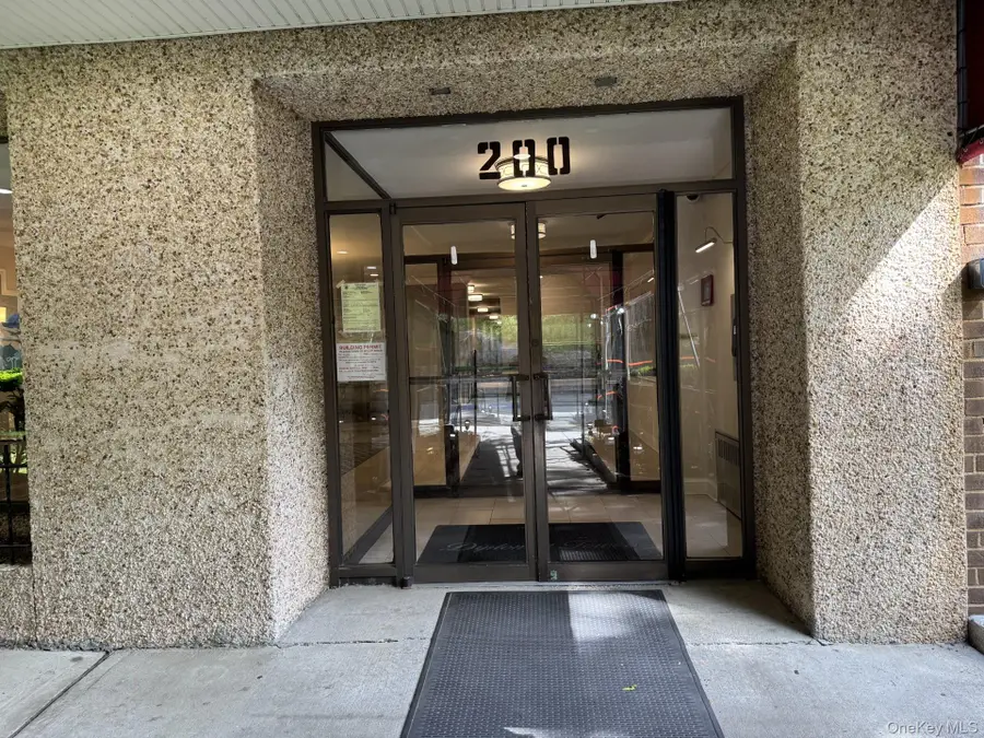 200 Diplomat Drive #5P, Mount Kisco, NY 10549 - Image #3