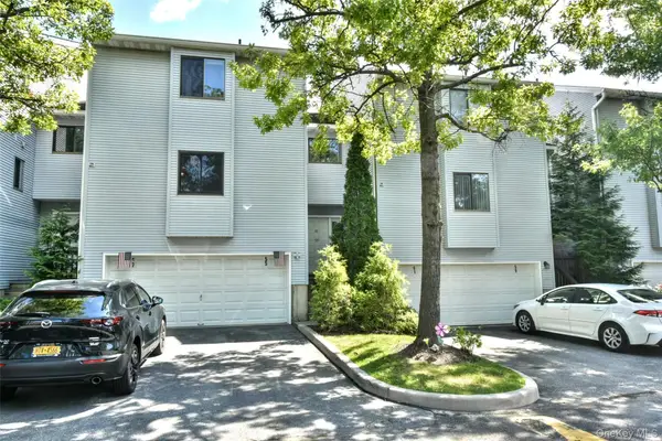 55 Vista Drive #55, Nanuet, NY 10954