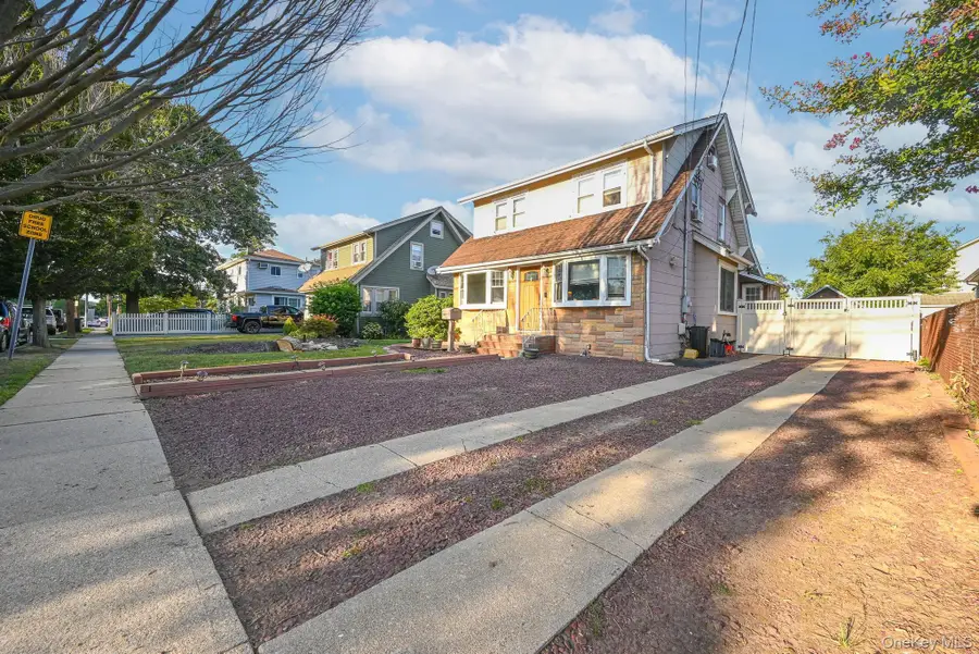 222 N Ocean Avenue, Freeport, NY 11520 - Image #2