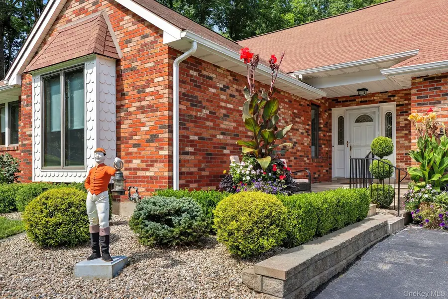 30 Red Hawk Lane, Poughkeepsie, NY 12601 - Image #3