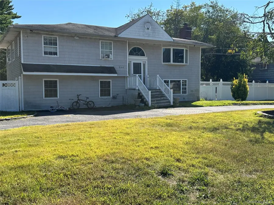 264 Atlantic Street, Central Islip, NY 11722 - Image #2