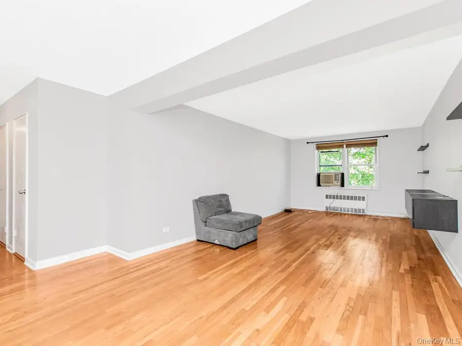 525 W 236th. Street #6H, Bronx, NY 10463 - Image #2