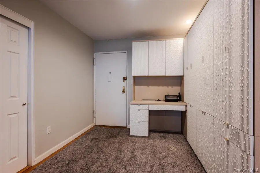 111 S Centre Avenue #2-KK, Rockville Centre, NY 11570 - Image #3