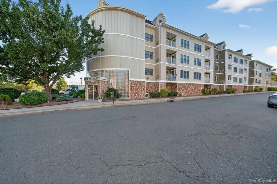 3 Cross Street #302, Suffern, NY 10901 - Image #2