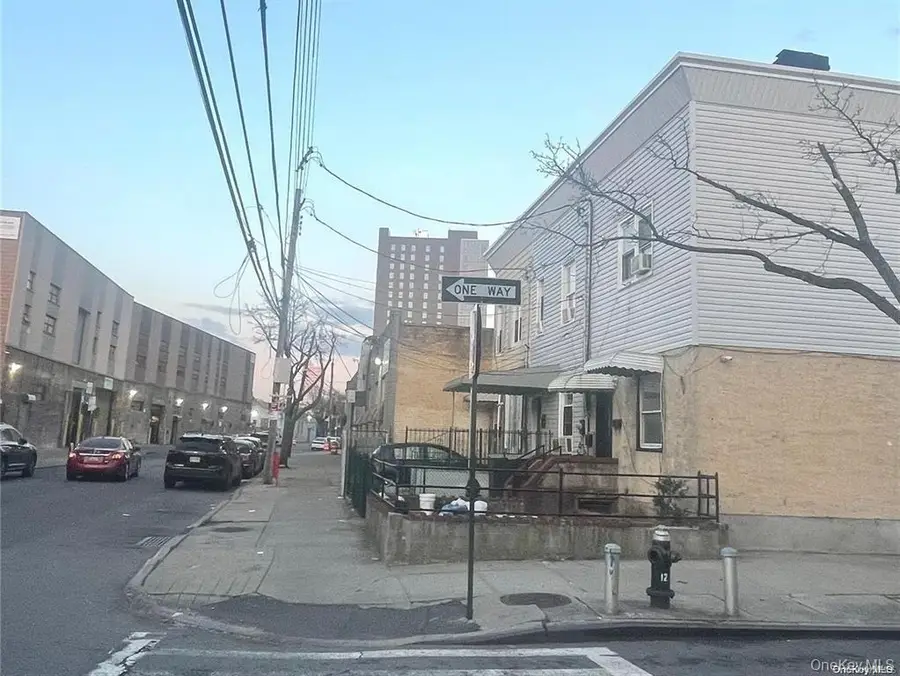 14402 91 Avenue, Jamaica, NY 11435 - Image #3