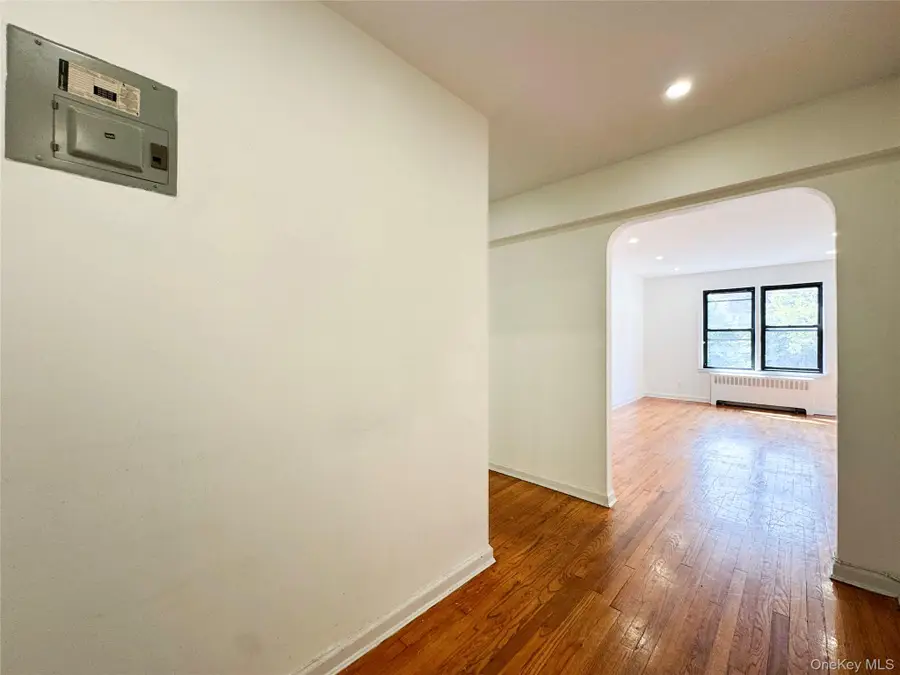 37-31 149th St #2m, Flushing, NY 11354 - Image #2