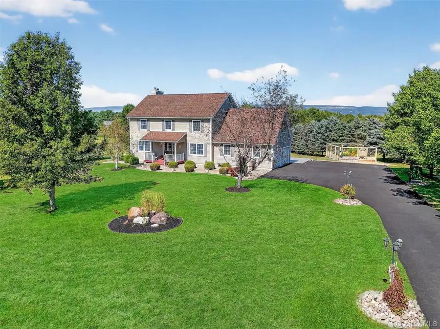 31 Trapps View Farm Road, Wallkill, NY 12589 - Image #3