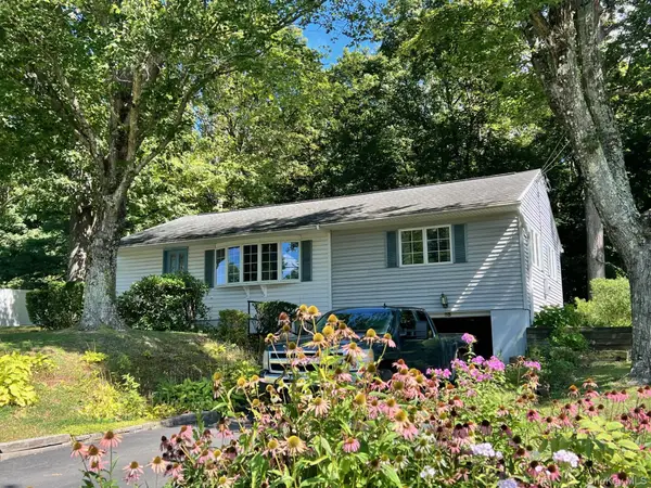 33 Windwood Drive, Newburgh, NY 12550