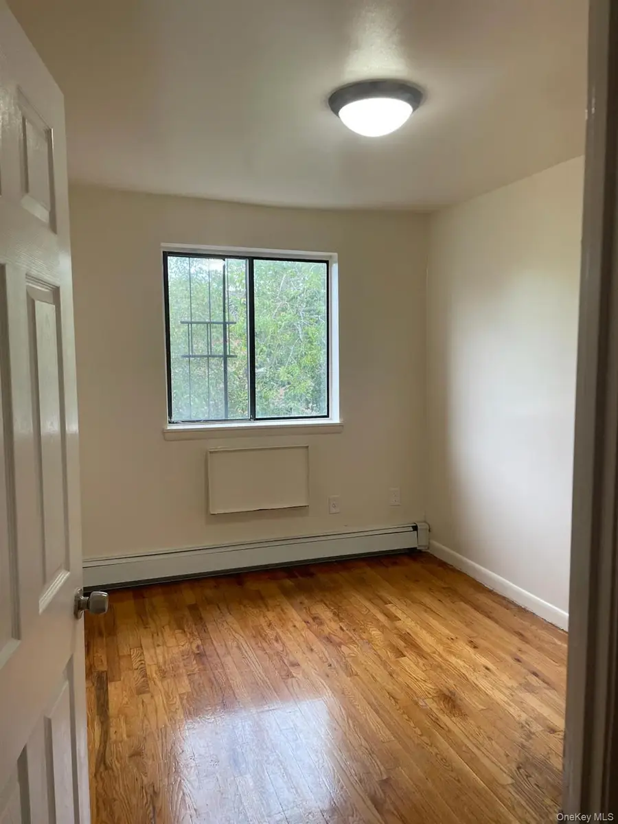 2028 Pitman Avenue, Bronx, NY 10466 - #3