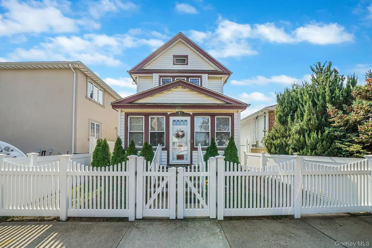 256-12 87th Road, Floral Park, NY 11001 - Image #1