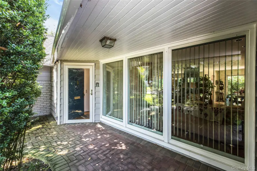 335 Smith Street, Merrick, NY 11566 - Image #3