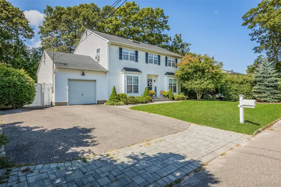 22 Washington Avenue, Port Jefferson Station, NY 11776 - Image #2