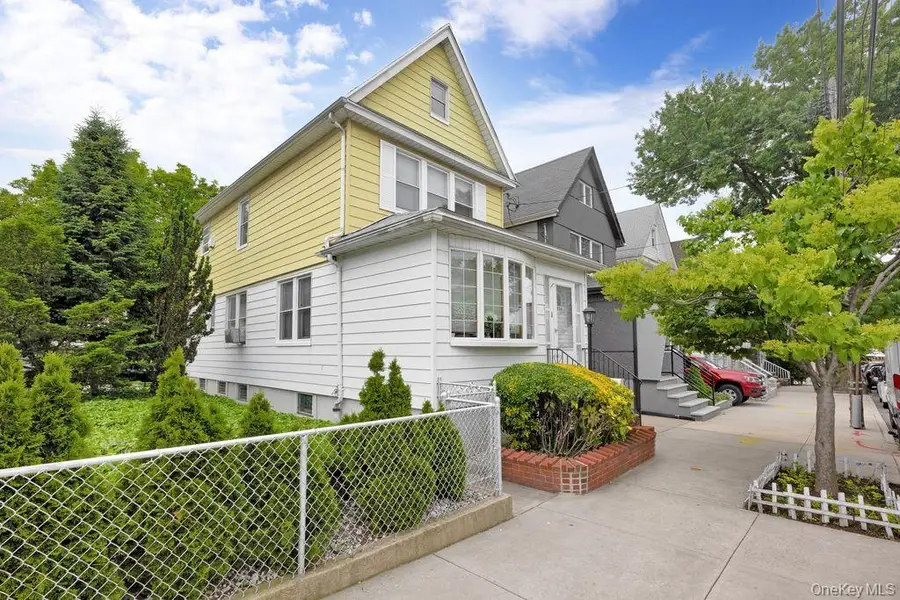 5924 59th Road, Maspeth, NY 11378 - Image #2