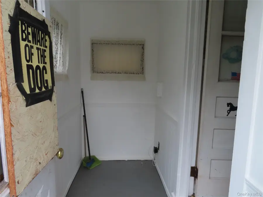 23 Woodlawn Avenue, Central Islip, NY 11722 - Image #2