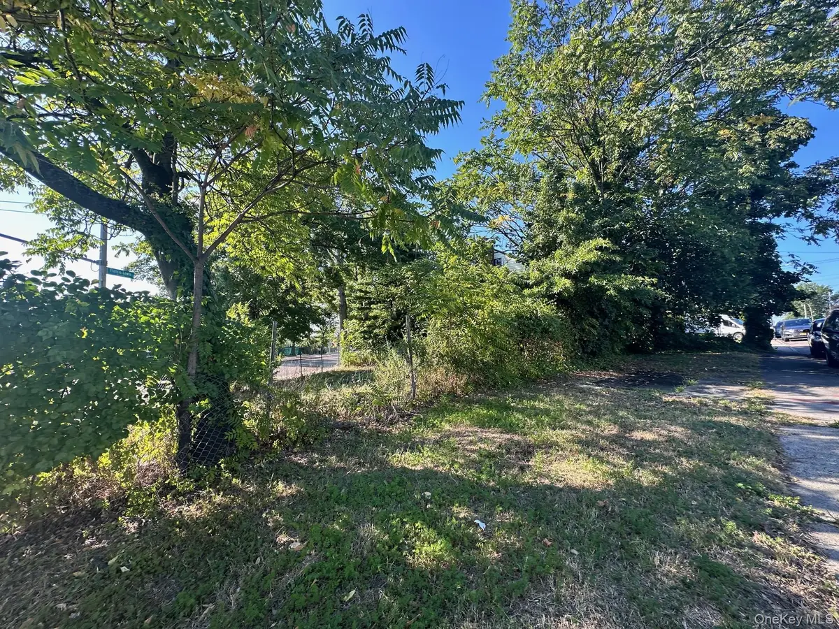 163-69 24 Road Boulevard, Whitestone, NY 11357 - Image #1