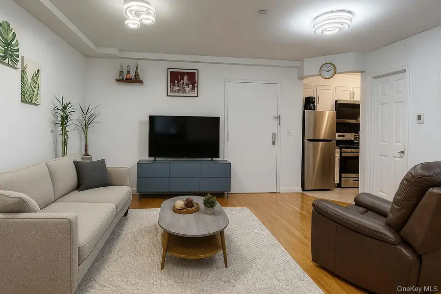 104-64 39 Avenue #3A, Corona, NY 11368 - Image #2