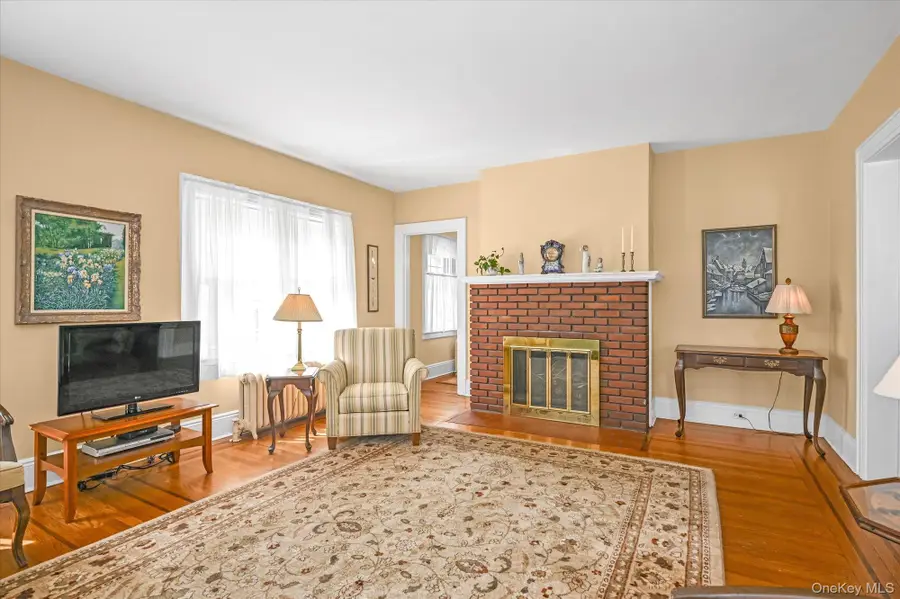 32-18 157th Street, Flushing, NY 11354 - Image #3