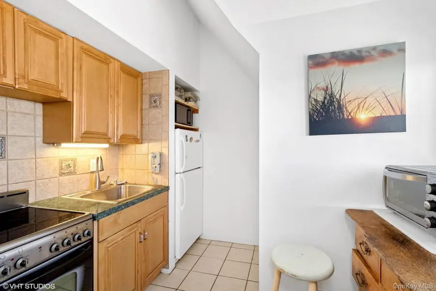 236 Edgemere Street #423, Montauk, NY 11954 - Image #2