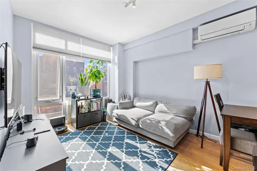 95-08 65th Road #3C, Rego Park, NY 11374 - Image #3