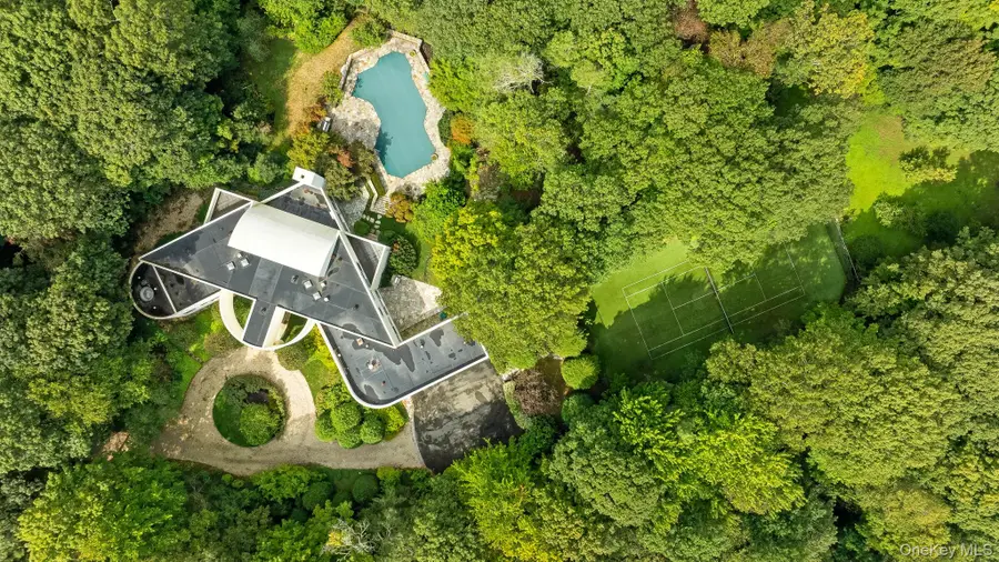 20 Bessel Lane, Chappaqua, NY 10514 - Image #2