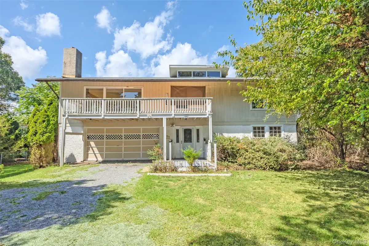 3 Beach Plum Drive, Asharoken, NY 11768 - Image #1