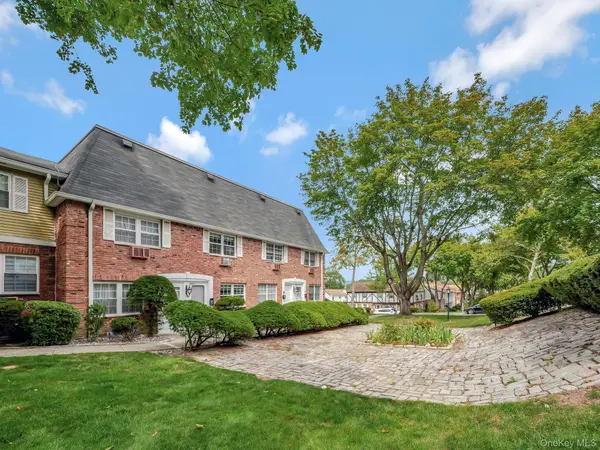 155 Parkside Drive, Suffern, NY 10901