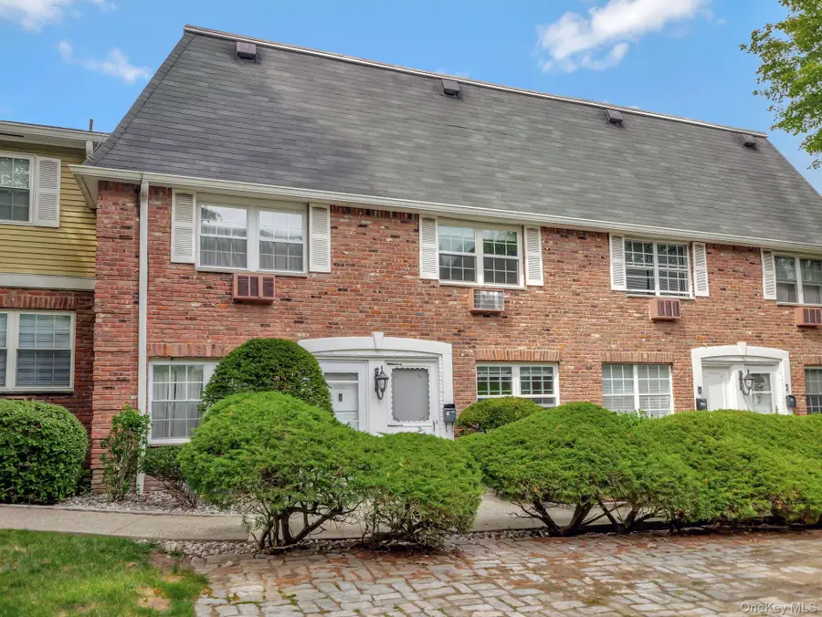 155 Parkside Drive, Suffern, NY 10901 - Image #2