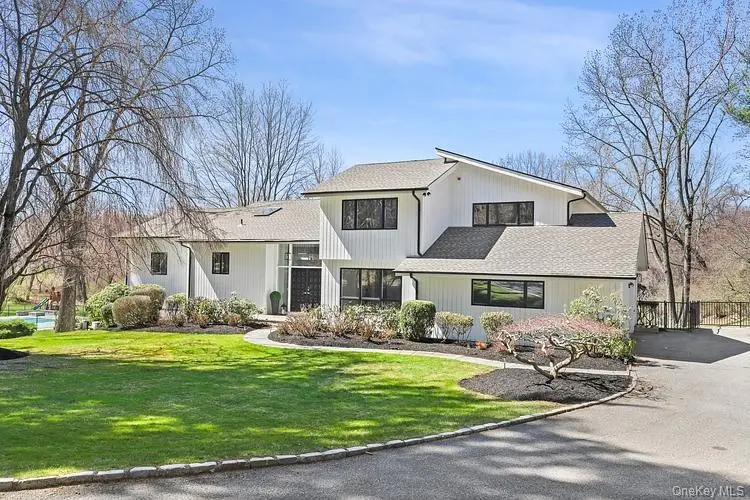 25 Round Hill Road, Armonk, NY 10504 - Image #1