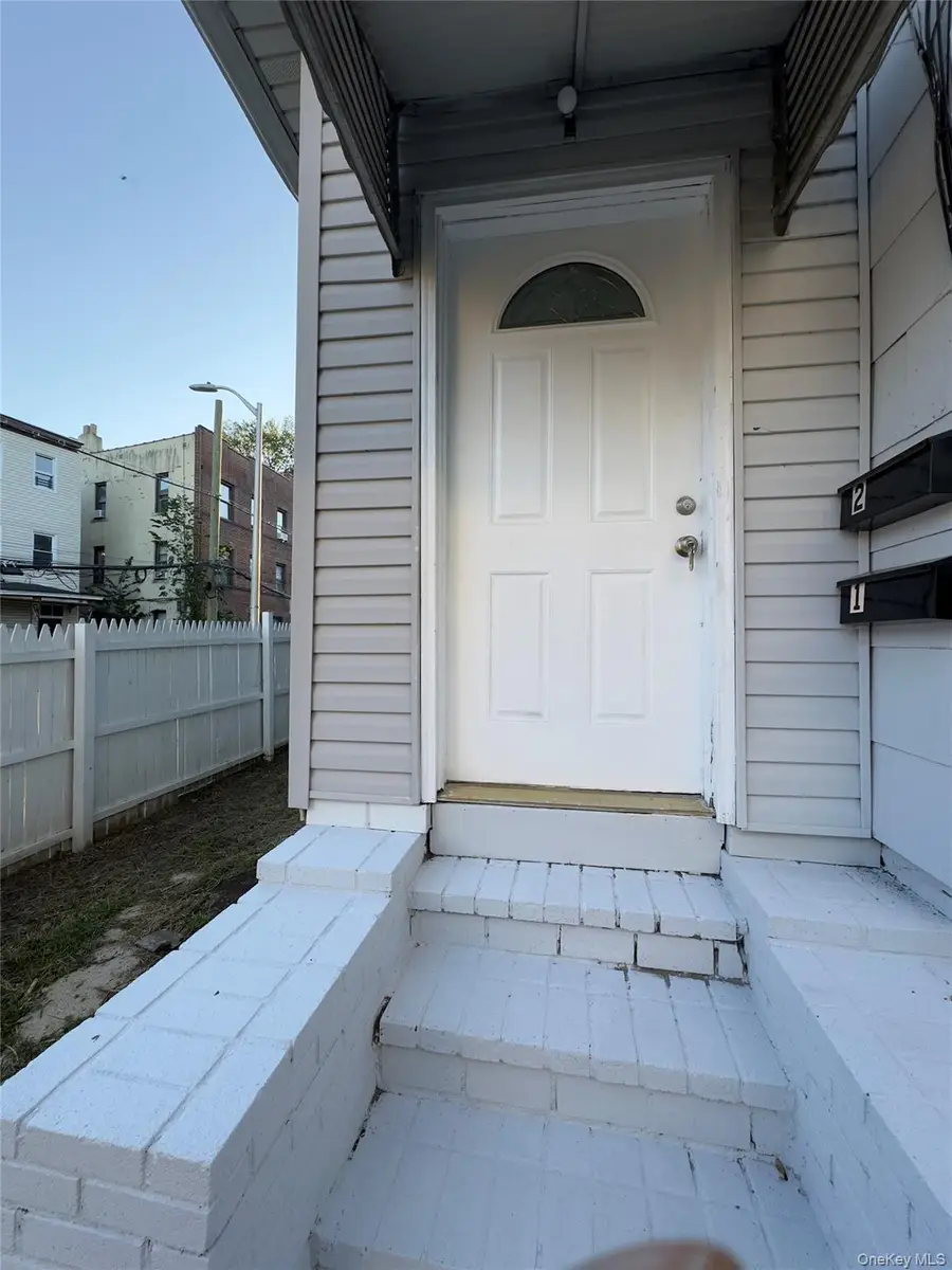 11 Lafayette Place, Yonkers, NY 10701 - Image #3